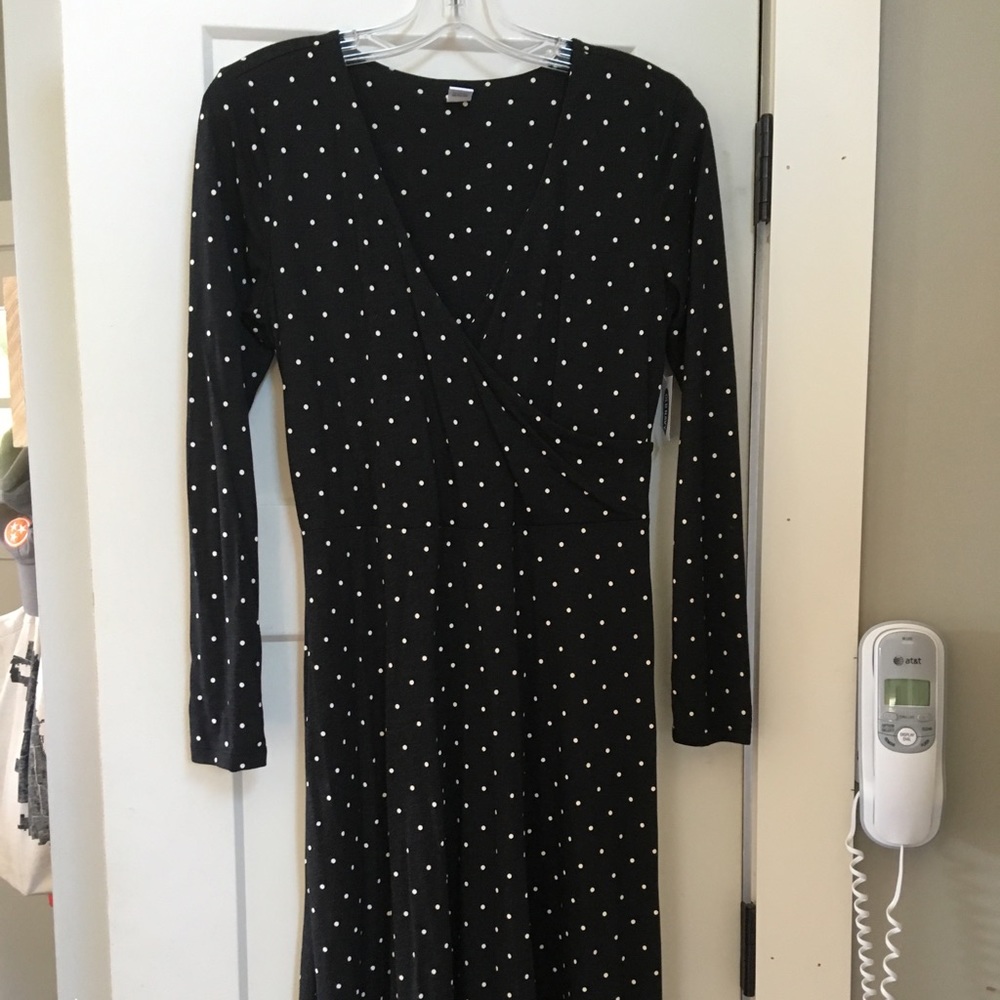 NWT Old Navy faux wrap dress. Size small